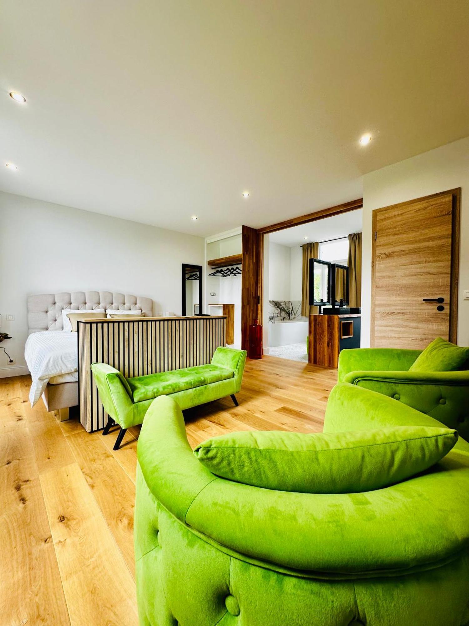 Suite De Luxe Au Chateau 105 Tinlot Eksteriør billede